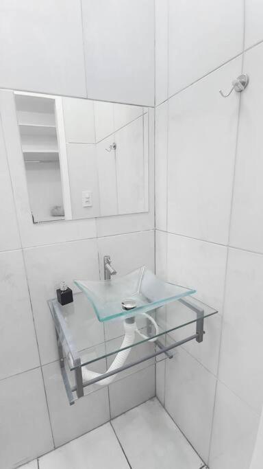 Apartamento Copacabana 1 Quadra Com Vista Parcial Mar Rio de Janeiro