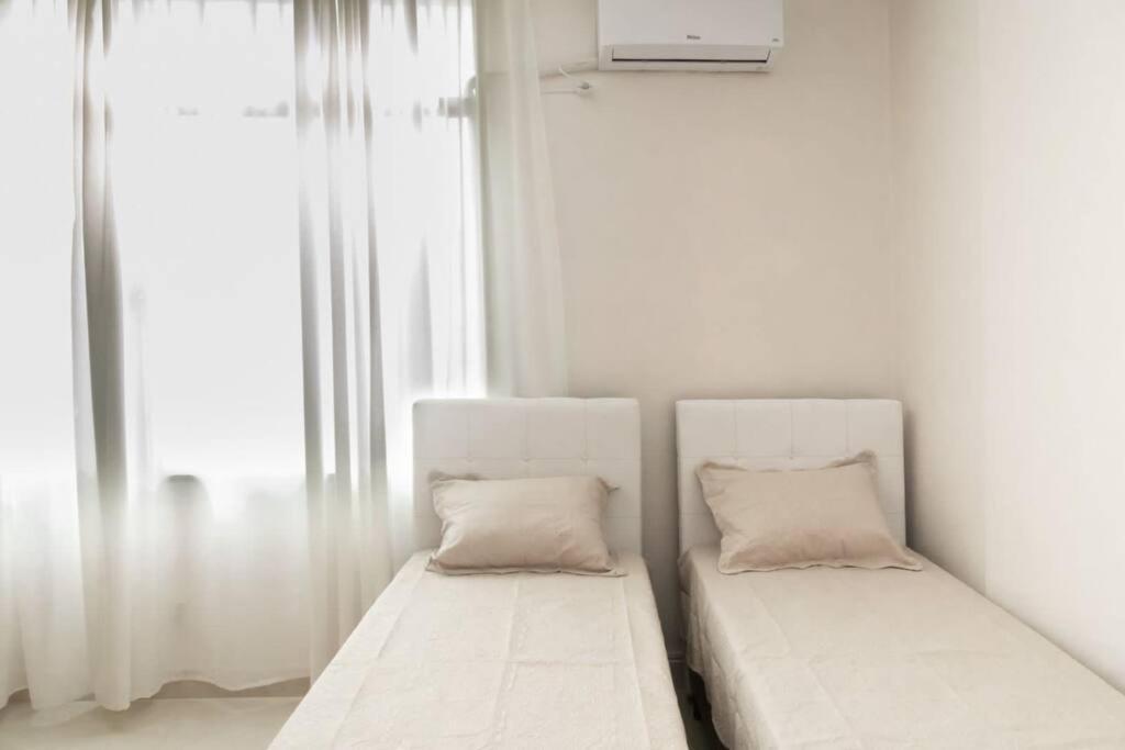 Copacabana 1 Quadra Com Vista Parcial Mar Apartamento Rio de Janeiro