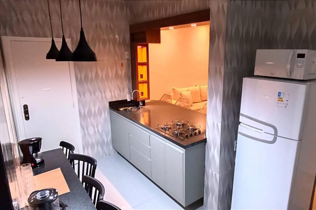 Copacabana 1 Quadra Com Vista Parcial Mar Apartamento